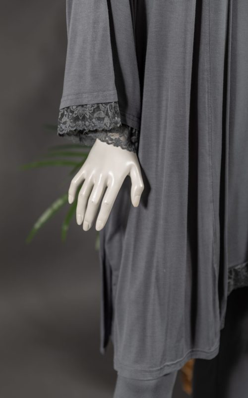 Sloppur– Blúndu kimono úr viskós