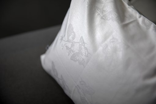 Fljúga hvítu fiðrildin barnarúmföt – klassísk vísa í mjúkri Pima bómull