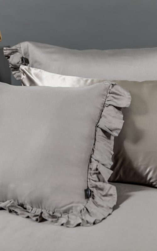 Pífurúmföt – rómantísk rúmföt með fallegum pífukanti 140X220 extra löng
