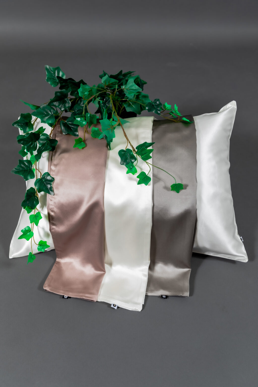 Silkikoddaver – 22 momme Mulberry silki | Lín Design