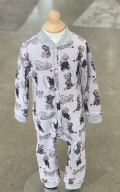 Tröllakrútt barnagalli – íslensk hönnun úr OEKO-TEX® bómull