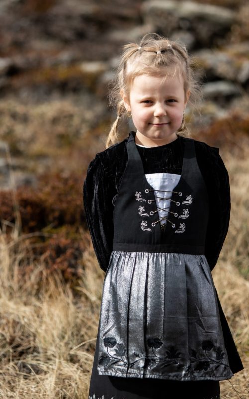 Þjóðbúningasvunta barna