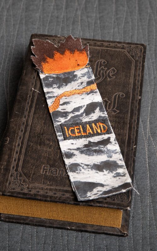 Bókamerki íslensk hönnun sem heiðrar menningu, náttúru og bókmenntaarf Íslands. - Image 3
