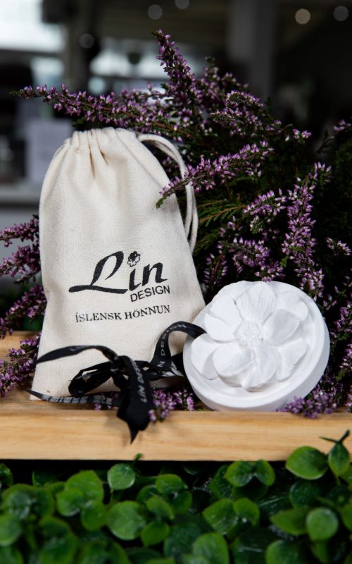 Keramikblóm & Ilmolía – Náttúrulegur ilmur fyrir heimilið