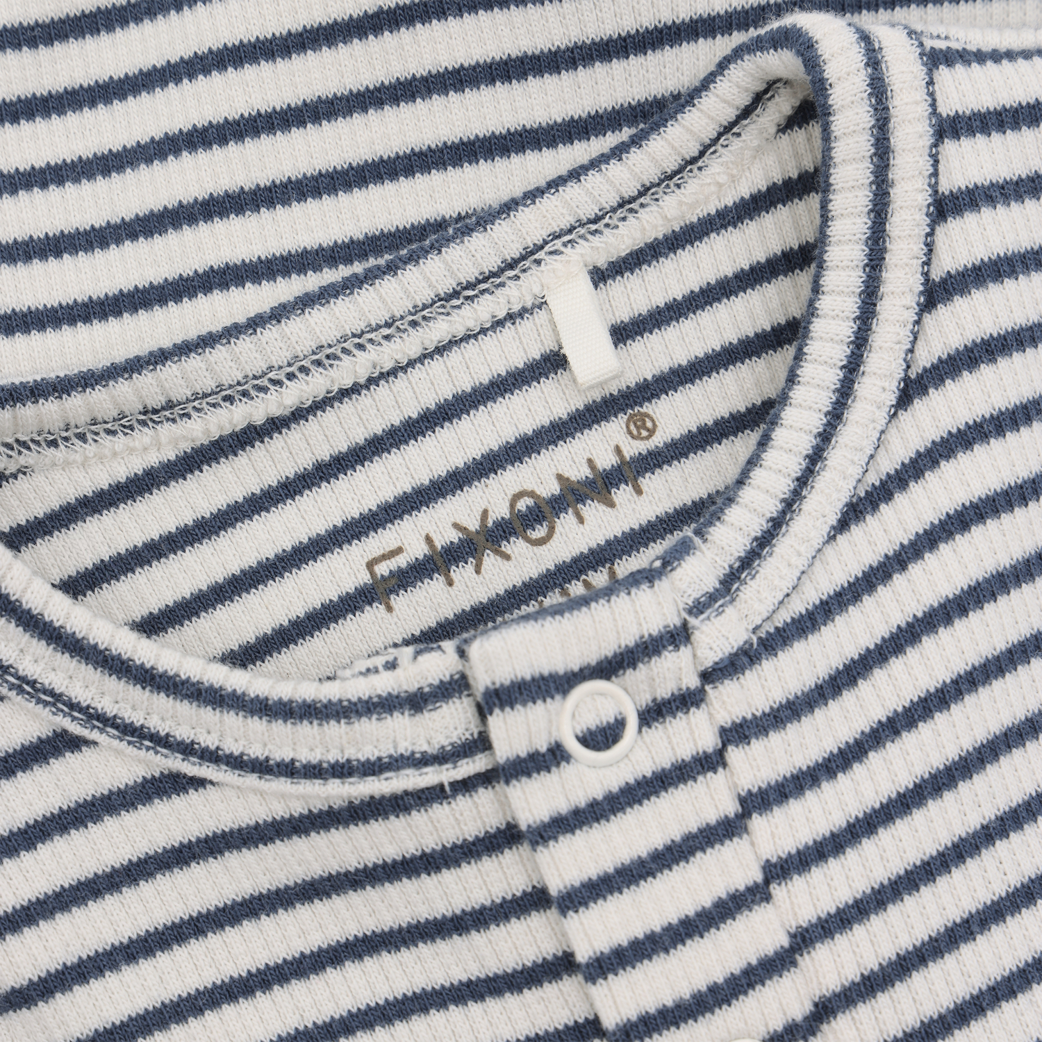 Fixoni – Röndóttur rib ungbarnagalli (GOTS)